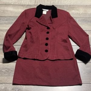 D.B.Y. Red and Black Print Faux Fur Trimmed Skirt Set Women's Size 5